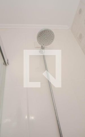 Apartamento à venda com 144m², 4 quartos e 2 vagas Apartamento à venda com 144m², 4 quartos e 2 vagasBanheiro da Suíte 2