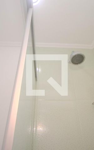 Apartamento à venda com 144m², 4 quartos e 2 vagas Apartamento à venda com 144m², 4 quartos e 2 vagasBanheiro da Suíte