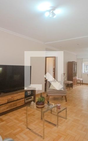 Apartamento à venda com 144m², 4 quartos e 2 vagas Apartamento à venda com 144m², 4 quartos e 2 vagasSala