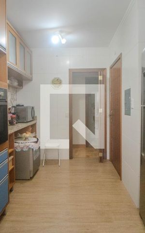 Apartamento à venda com 144m², 4 quartos e 2 vagas Apartamento à venda com 144m², 4 quartos e 2 vagasCozinha
