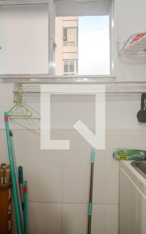 Apartamento à venda com 144m², 4 quartos e 2 vagas Apartamento à venda com 144m², 4 quartos e 2 vagasÁrea de Serviço
