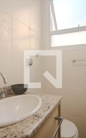 Apartamento à venda com 144m², 4 quartos e 2 vagas Apartamento à venda com 144m², 4 quartos e 2 vagasBanheiro Social