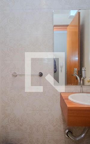 Apartamento à venda com 144m², 4 quartos e 2 vagas Apartamento à venda com 144m², 4 quartos e 2 vagasLavabo