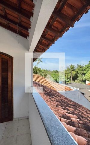 Casa de condomínio à venda com 182m², 4 quartos e 3 vagasTerraço