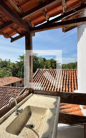 Casa de condomínio à venda com 182m², 4 quartos e 3 vagasÁrea de Serviço