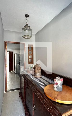 Casa de condomínio à venda com 182m², 4 quartos e 3 vagasÁrea externa