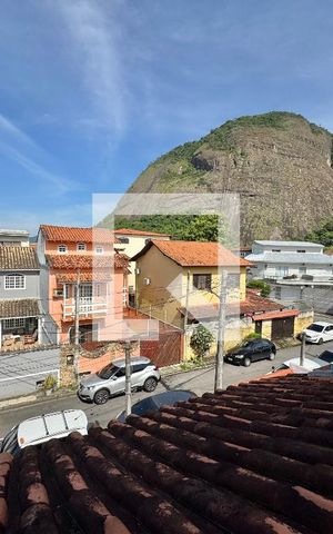 Casa de condomínio à venda com 182m², 4 quartos e 3 vagasTerraço - Vista
