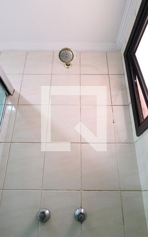 Apartamento à venda com 82m², 3 quartos e 2 vagasBanheiro 