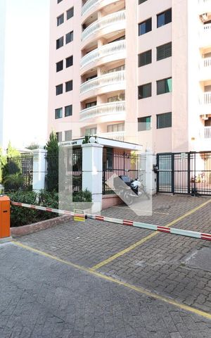 Apartamento à venda com 82m², 3 quartos e 2 vagasFachada