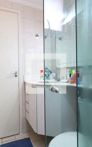 Apartamento à venda com 82m², 3 quartos e 2 vagasBanheiro 