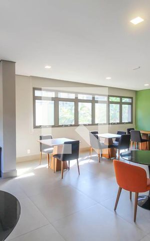 Apartamento para alugar com 48m², 2 quartos e sem vaga Apartamento para alugar com 48m², 2 quartos e sem vagaÁrea comum