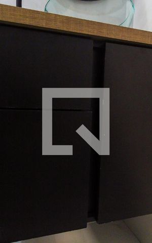 Apartamento para alugar com 50m², 2 quartos e 1 vaga Apartamento para alugar com 50m², 2 quartos e 1 vagaBanheiro