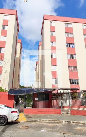 Apartamento para alugar com 50m², 2 quartos e 1 vaga Apartamento para alugar com 50m², 2 quartos e 1 vagaFachada