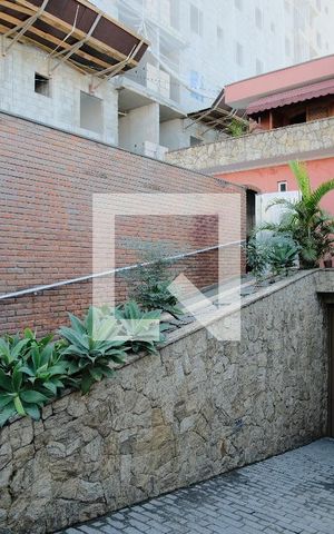 Casa à venda com 650m², 5 quartos e 4 vagasEntrada