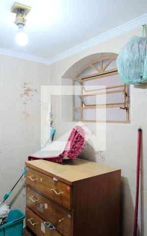 Casa à venda com 650m², 5 quartos e 4 vagasAdega