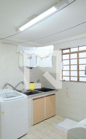 Casa à venda com 650m², 5 quartos e 4 vagasLavanderia
