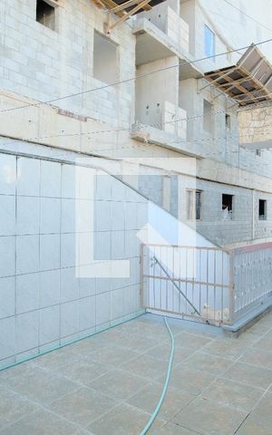Casa à venda com 650m², 5 quartos e 4 vagasQuintal