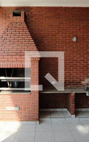 Casa à venda com 650m², 5 quartos e 4 vagasÁrea gourmet