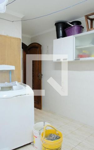 Casa à venda com 650m², 5 quartos e 4 vagasLavanderia