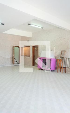 Casa à venda com 650m², 5 quartos e 4 vagasGaragem