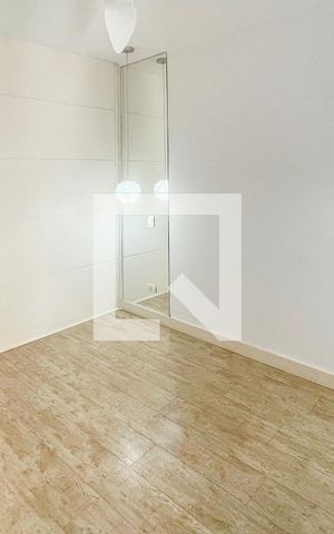 Apartamento à venda com 160m², 3 quartos e 1 vaga Apartamento à venda com 160m², 3 quartos e 1 vagaSuíte