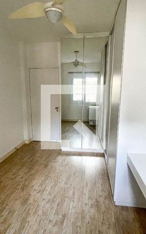 Apartamento à venda com 160m², 3 quartos e 1 vaga Apartamento à venda com 160m², 3 quartos e 1 vagaQuarto 1