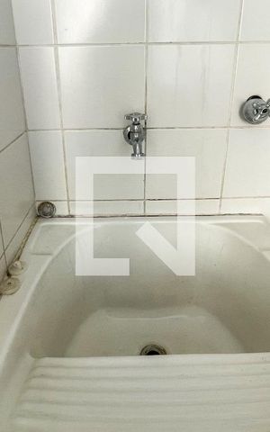 Apartamento à venda com 160m², 3 quartos e 1 vaga Apartamento à venda com 160m², 3 quartos e 1 vagaLavanderia