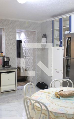 Casa para alugar com 120m², 2 quartos e 2 vagasCozinha