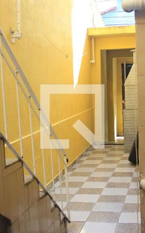 Casa para alugar com 120m², 2 quartos e 2 vagasQuintal