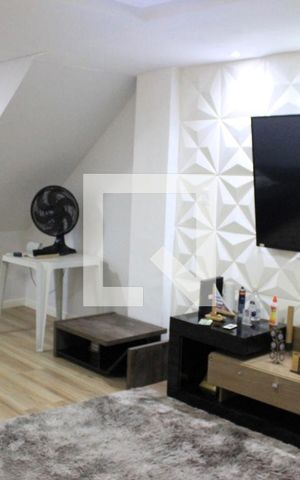 Casa para alugar com 120m², 2 quartos e 2 vagasSala