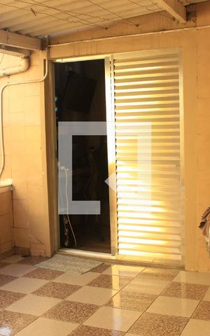 Casa para alugar com 120m², 2 quartos e 2 vagasLavanderia
