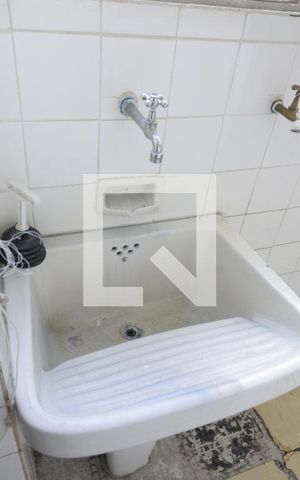 Apartamento à venda com 128m², 2 quartos e 1 vagaÁrea de Serviço