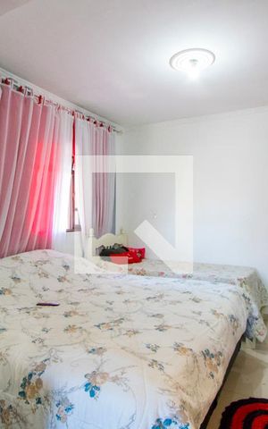 Casa à venda com 400m², 4 quartos e 3 vagasCasa 1 - Quarto 1 - Suíte