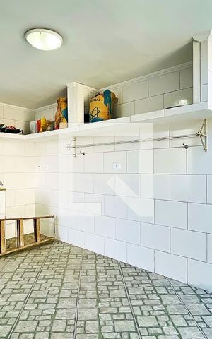 Casa à venda com 195m², 3 quartos e 3 vagasÁrea de Serviço