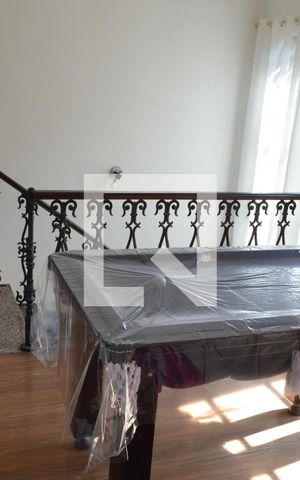 Casa de condomínio à venda com 370m², 5 quartos e 4 vagas Casa de condomínio à venda com 370m², 5 quartos e 4 vagasSaleta