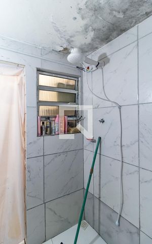Casa à venda com 150m², 4 quartos e 3 vagas Casa à venda com 150m², 4 quartos e 3 vagasBanheiro da Casa 2