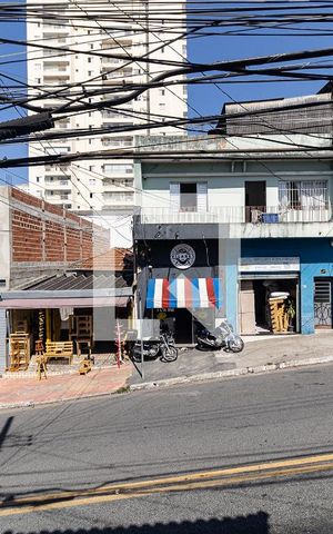 Casa à venda com 150m², 4 quartos e 3 vagas Casa à venda com 150m², 4 quartos e 3 vagasVista da Varanda da Sala da Casa 1