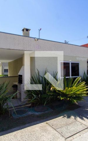 Apartamento para alugar com 47m², 2 quartos e 1 vaga Apartamento para alugar com 47m², 2 quartos e 1 vagaÁrea comum - Salão de festas