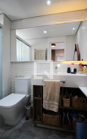 Apartamento à venda com 93m², 2 quartos e 2 vagasBanheiro