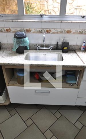 Casa à venda com 458m², 3 quartos e 2 vagasCozinha