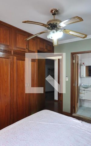 Casa à venda com 458m², 3 quartos e 2 vagasQuarto Suíte