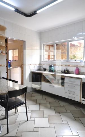 Casa à venda com 458m², 3 quartos e 2 vagasCozinha