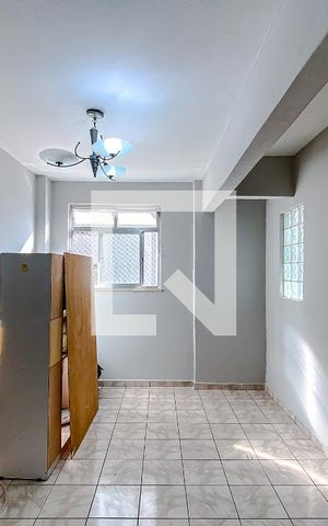 Apartamento à venda com 72m², 2 quartos e 2 vagasSala