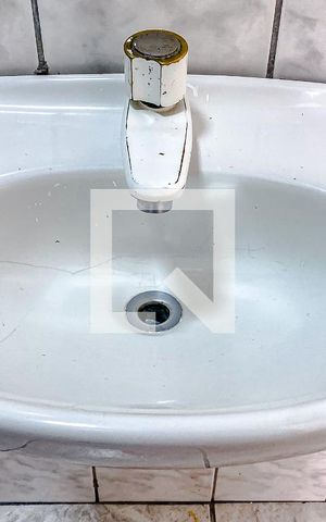 Apartamento à venda com 72m², 2 quartos e 2 vagasBanheiro da Suíte