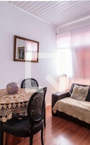 Apartamento à venda com 55m², 2 quartos e sem vaga Apartamento à venda com 55m², 2 quartos e sem vagaSala