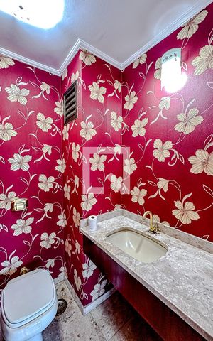 Apartamento para alugar com 356m², 3 quartos e 3 vagasLavabo