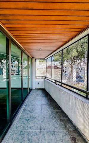 Apartamento para alugar com 356m², 3 quartos e 3 vagasVaranda da Sala