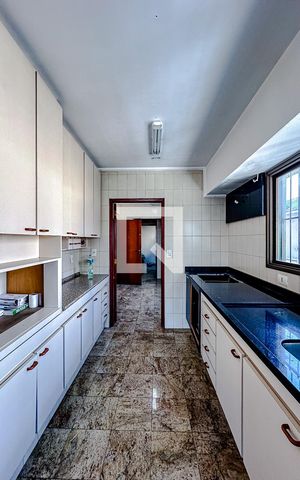 Apartamento para alugar com 356m², 3 quartos e 3 vagasCozinha