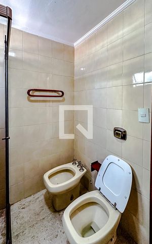 Apartamento para alugar com 356m², 3 quartos e 3 vagasBanheiro da Suíte 2