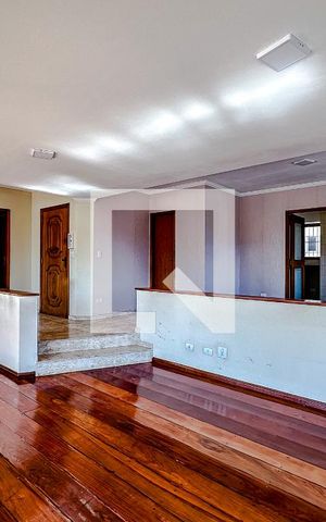 Apartamento para alugar com 356m², 3 quartos e 3 vagasSala